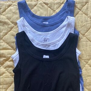 GAP Maternity Tank Tops set of 3 size small